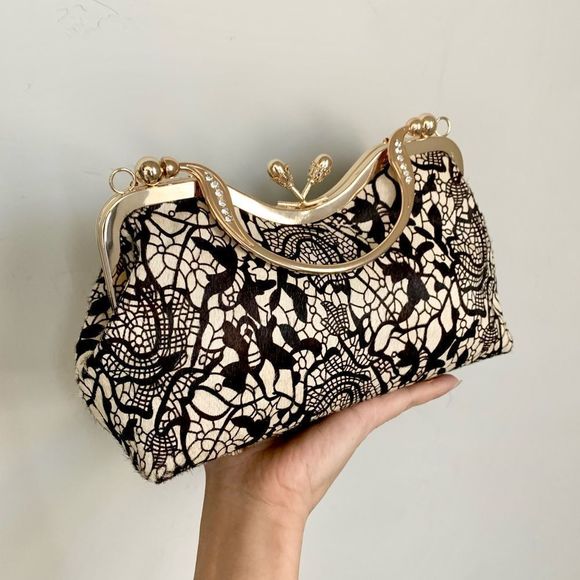 Handmade Real hair-on-horsehide Black Lace Print Kisslock Clutch/Crossbody - Picture 9 of 16